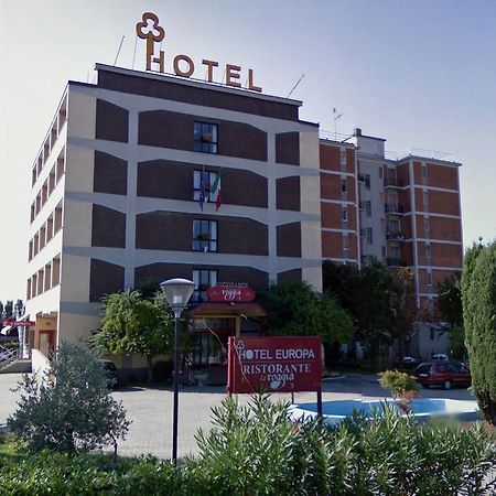 Hotel Europa Milano Rosate Eksteriør billede